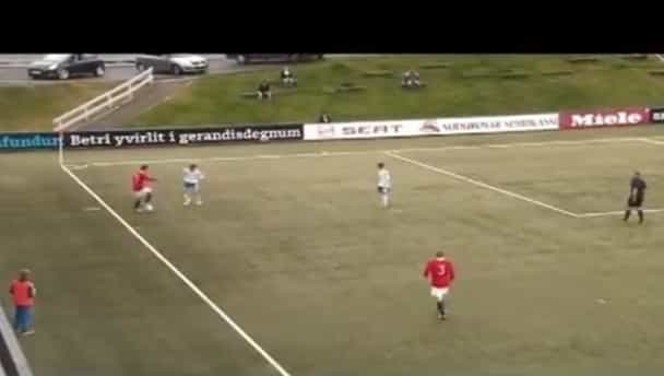 Video: Unbelievable footwork in one of the best nutmegs you will see