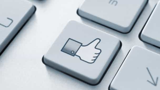 Girl calls out thief after he logged onto Facebook using her stolen phone