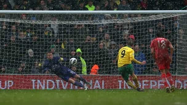 Artur Boruc penalty save nets Paddy Power punter £25, 432