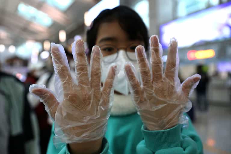 Coronavirus deaths hit 259 as isolation deepens in China