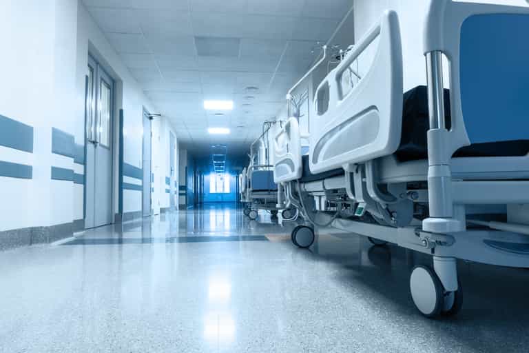 Covid-19 cases in Irish hospitals drop to their lowest level since last September