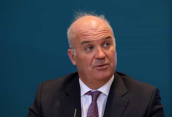 One in six people in Ireland experienced “Covid-like symptoms” in the past week, says Tony Holohan