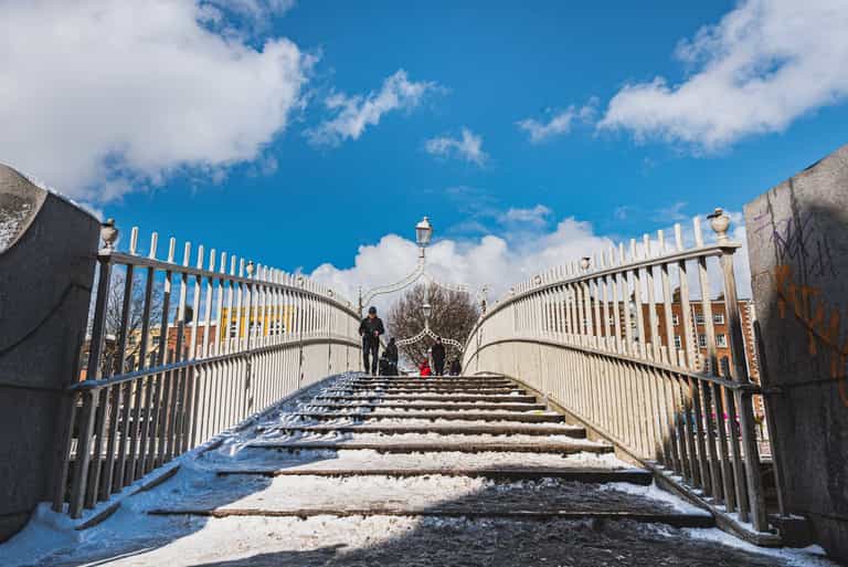 Snow expected over coming days as winter weather advisory issued for entire country