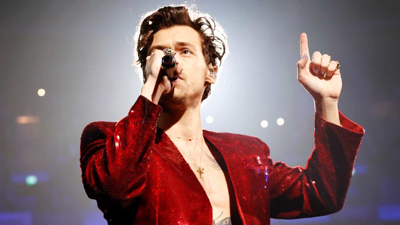 Harry Styles gig in Dublin predicted as mysterious artwork pops up around the city
