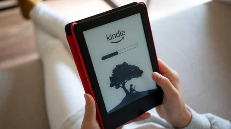Amazon is selling ultra-cheap Kindles in time for your summer holiday