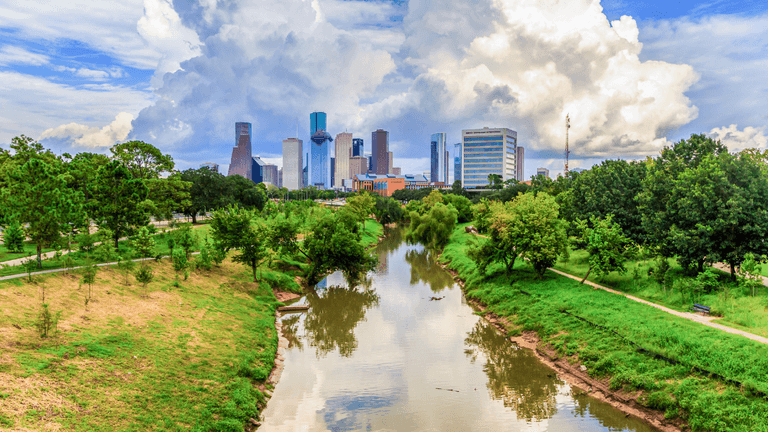 Fears of serial killer in US grow as dozens of bodies pulled from same waterway