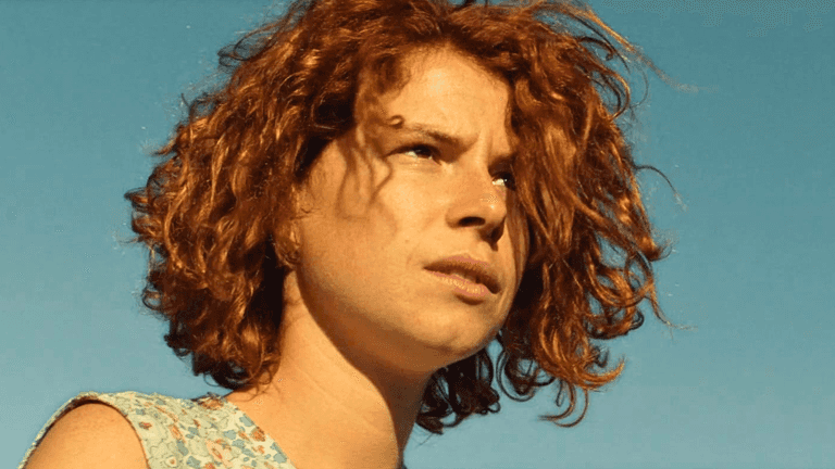 Jessie Buckley’s first movie with 92% on Rotten Tomatoes is on TV tonight