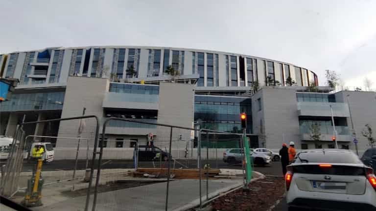 Health Minister unable to give completion date for Children’s Hospital