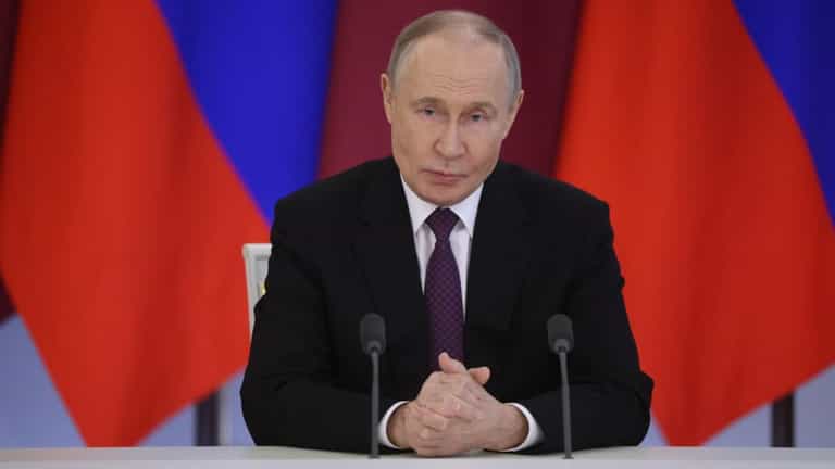 Ukraine launches massive drone strike on St Petersburg as Kremlin brands attack ‘unprecedented’