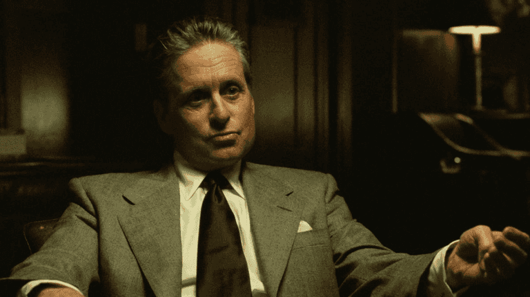 Michael Douglas’ brilliantly twisty thriller movie is on TV tonight