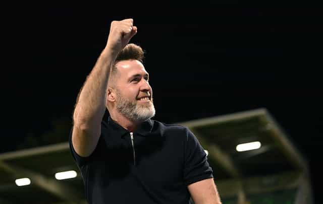Shamrock Rovers go 10 points clear after fiery Dundalk win
