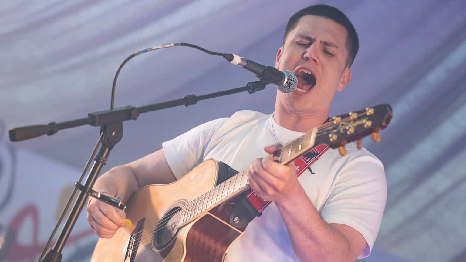 Aaron Rowe tells fans to concentrate on “Zionist lobby” and not Ed Sheeran