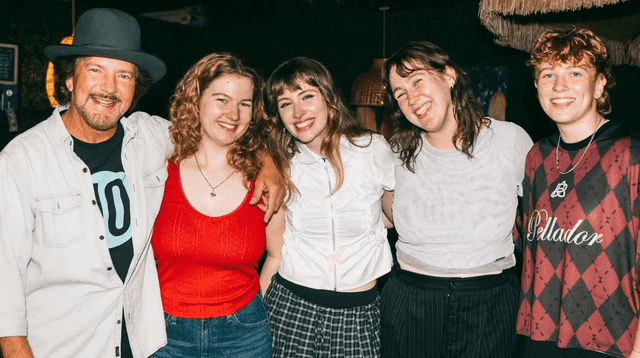 Pearl Jam star helps Wicklow band Florence Road after equipment was stolen