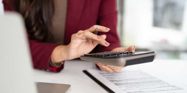 Consumer sentiment index shows Irish gloom despite wealth gains