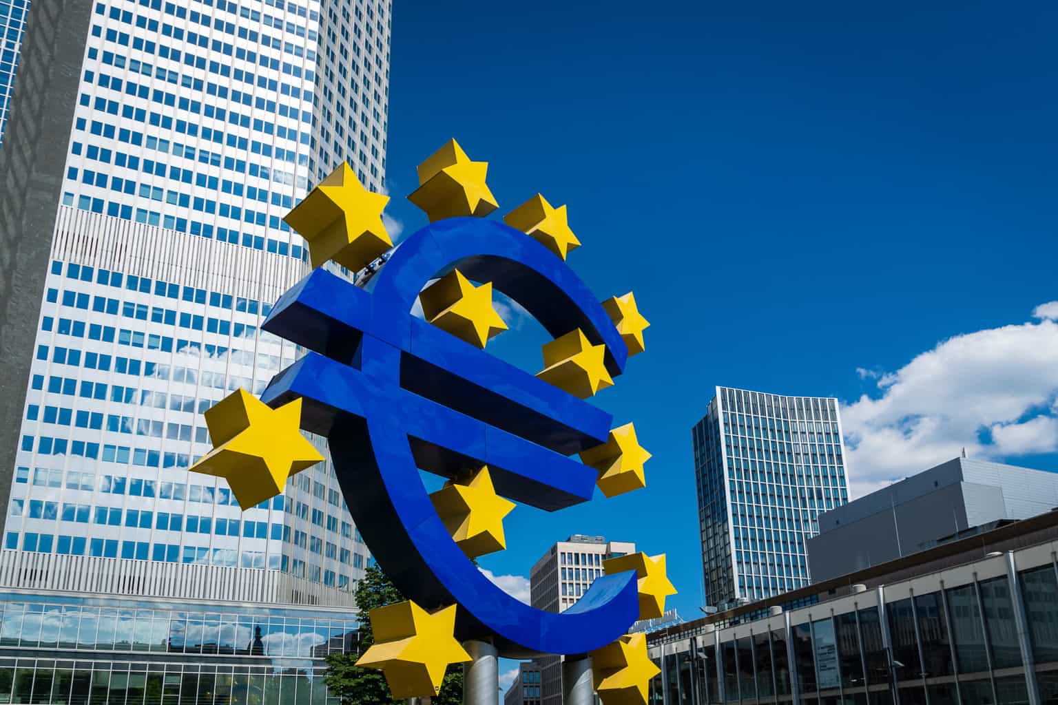 Christine Lagarde steps down as ECB president in February