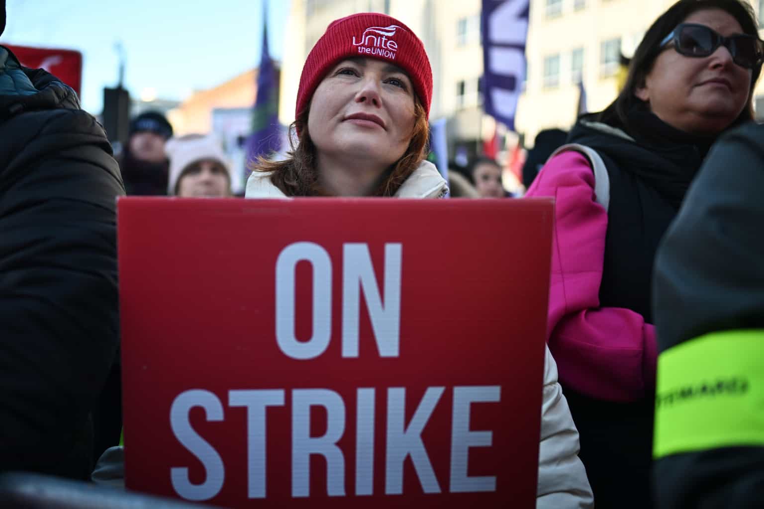 Public sector strike to go ahead after unions reject Government talks offer