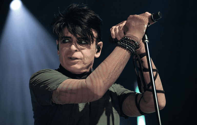 Gary Numan breaks down on stage after ‘worst news ever’