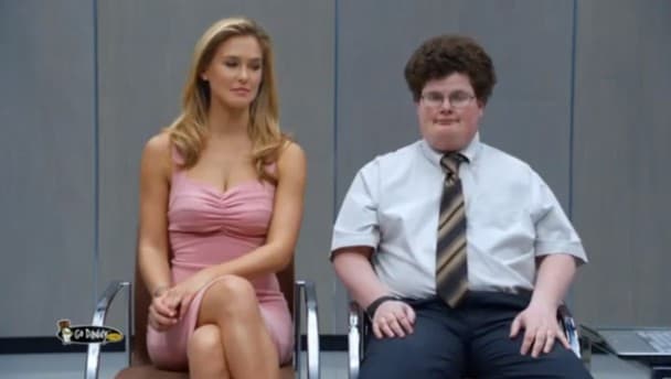 Video: Extended version of THAT Super Bowl commercial featuring Bar Refaeli