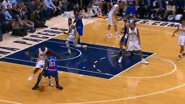 Video: Ridiculous Zebo-style assist from Iman Shumpert