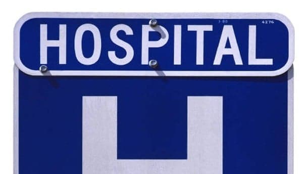 What a pri*k – Son gets burned then dad robs toys from the hospital