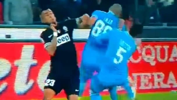 Video: A very nasty clash of heads in the Napoli v Juventus game tonight