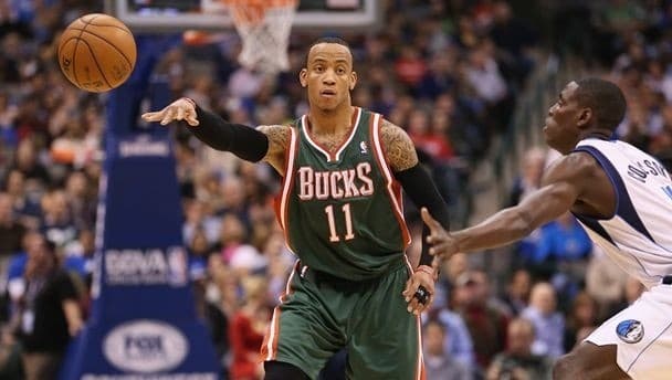 Hoop Dreams: Just a beautiful 360 degree spinning lay-up