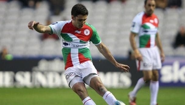 Video: Dimitri Yachvili will be spending some time out after stamping all over a fella in the Top 14