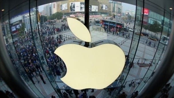 Apple pulls Sweatshop game from App store