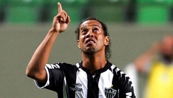 Video: Ronaldinho pulled off a very cheeky and very brilliant nutmeg last night