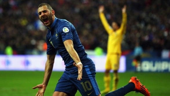 Video: France up to their old tricks again as they score in World Cup play-off with dodgy goal