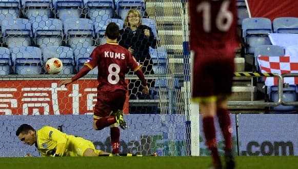 Video: Wigan keeper Lee Nicholls won’t want to see this goal again