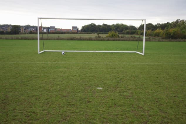 On the lookout for a striker? Then why not respond to this brilliant ad by ‘Gary Goals’