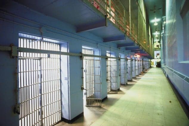 Man escapes from prison in Kentucky, then asks to go back in because of the extreme cold