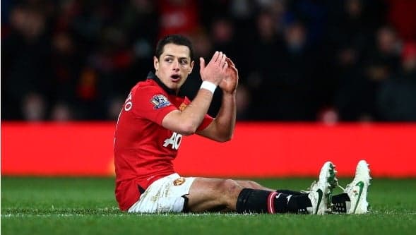 Is Chicharito Hernandez having a go at Robin Van Persie?