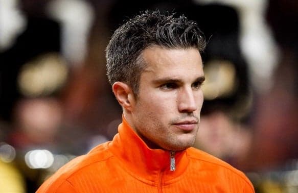 Vine: Robin van Persie produces brilliant nutmeg to score past Michel Vorm at Dutch training