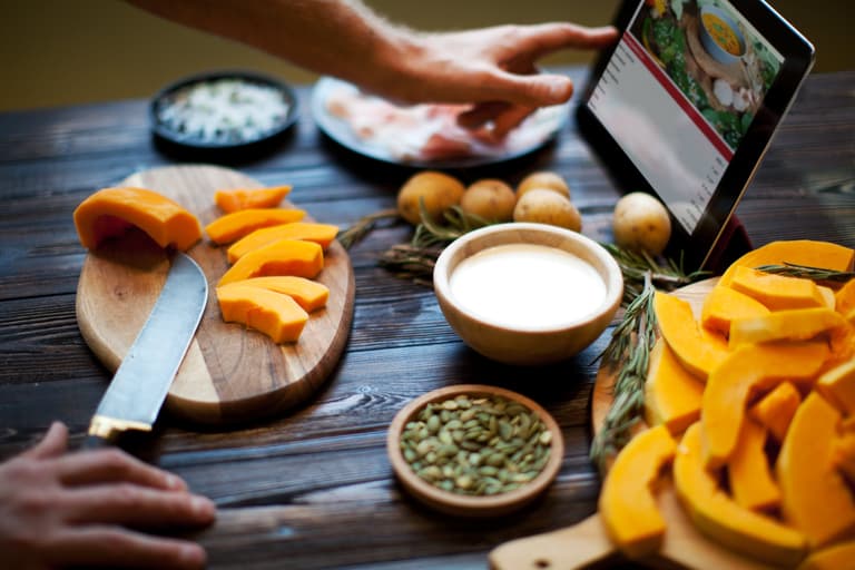 The best 5 food hacks to save you a lot of bother