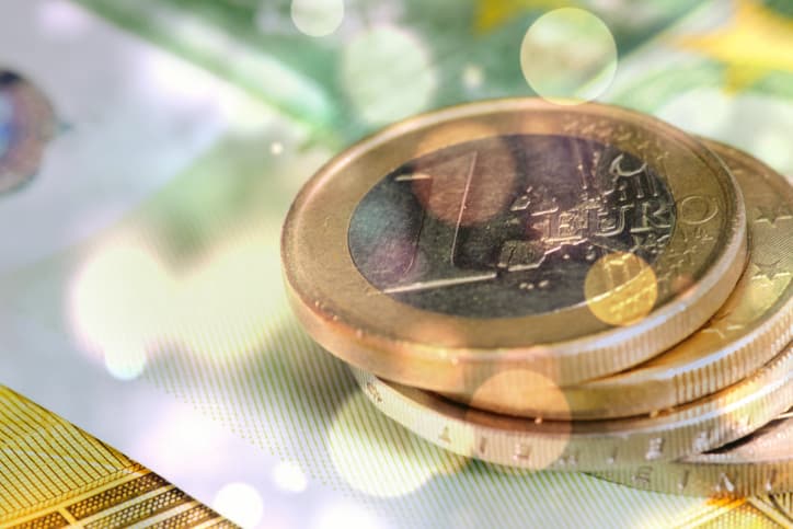 Pandemic unemployment payment higher than weekly wage of most minimum wage employees