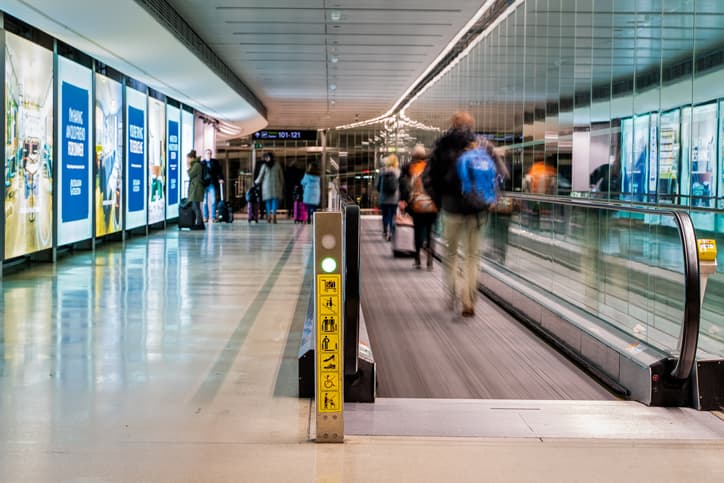 59 cases of Covid-19 linked to flight into Ireland
