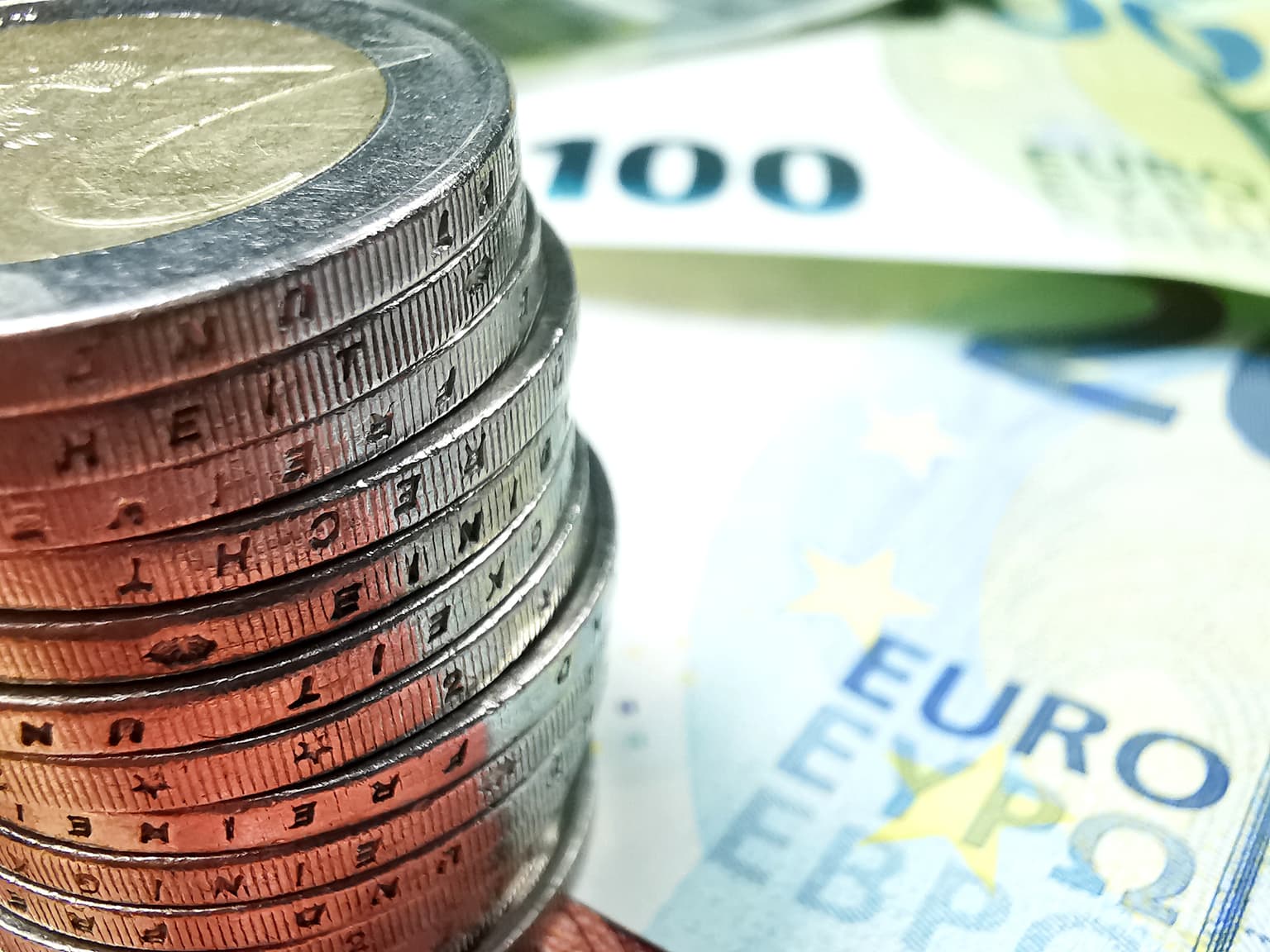 Irish minimum wage workers more likely to be affected by Covid-19 than other EU countries