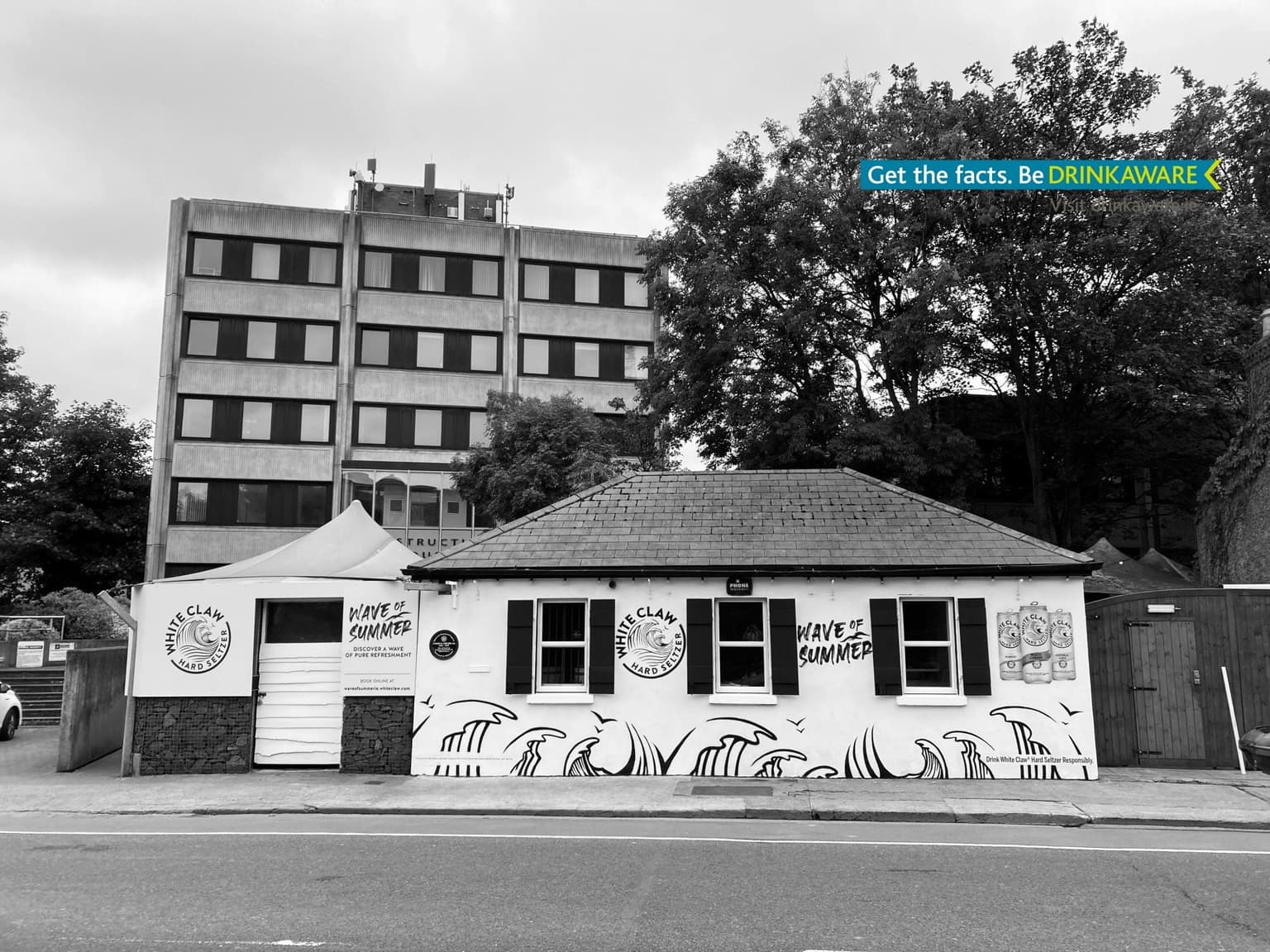 Grab your complimentary tickets for the incredibly refreshing White Claw Wave of Summer Pop-Up coming to Dublin