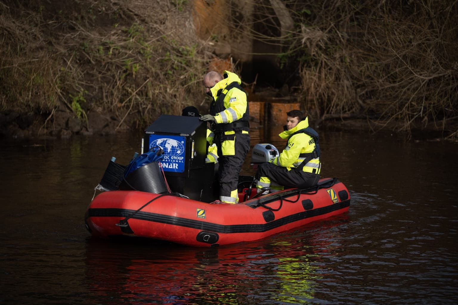 Diving expert looking for Nicola Bulley pulls out of search, saying she’s not where police think she is
