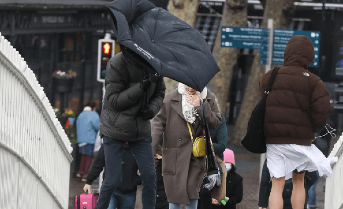 Washout July to continue as Met Éireann forecast spot flooding