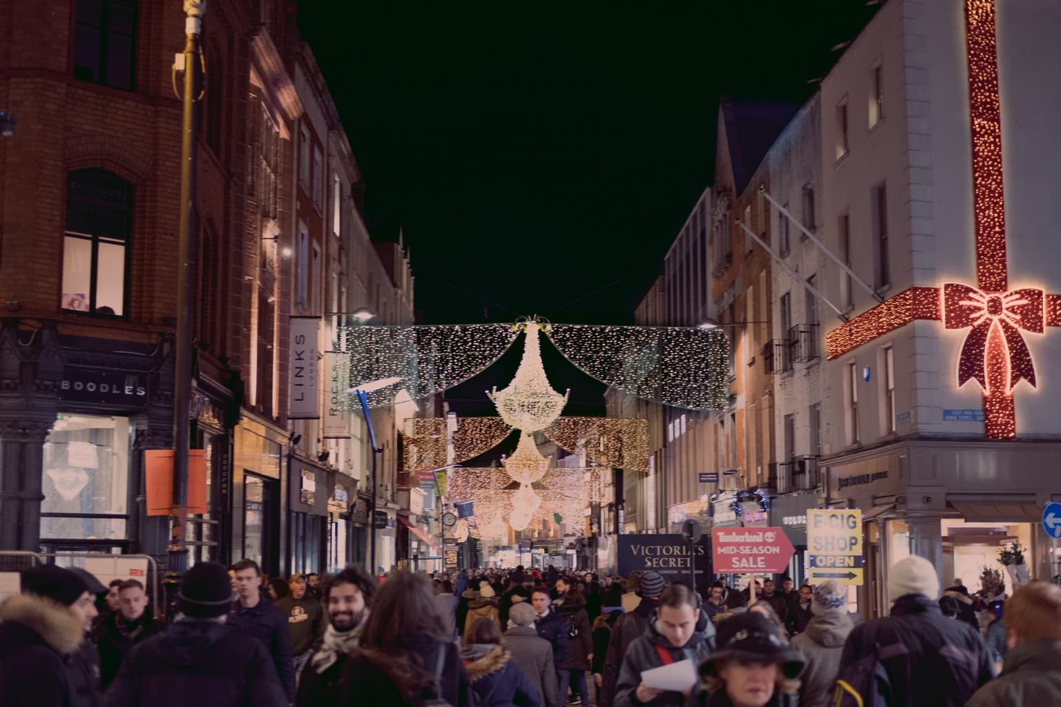 People from these counties are last-minute shoppers