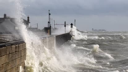 Weather warning issued for 18 counties as storm heads towards Ireland