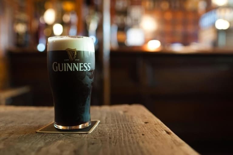 World famous NYC bar offering free pints of Guinness if you can split the G
