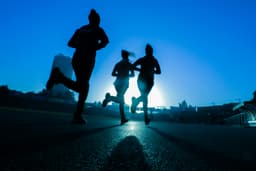 Run with Ireland’s fastest man, win prizes and learn to spot red flags at this unique running event