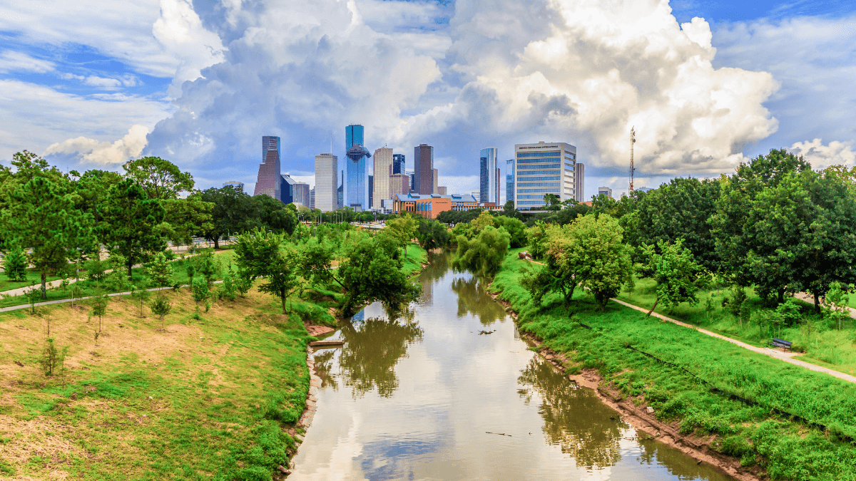 Fears of serial killer in US grow as dozens of bodies pulled from same waterway