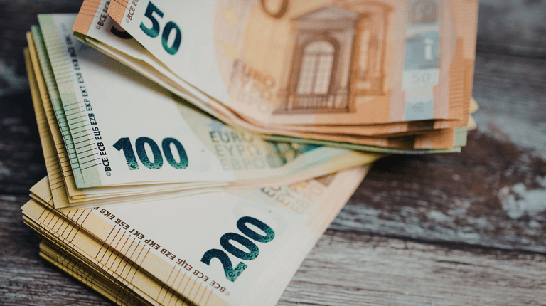 Warning issued to social welfare recipients ahead of payment shake up