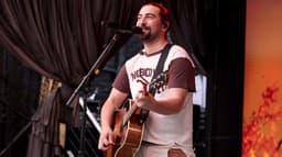 Noah Kahan ticket prices revealed for his European arena tour dates