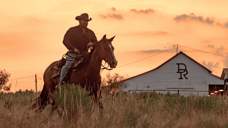 New Western show with 85% Rotten Tomatoes score streaming now